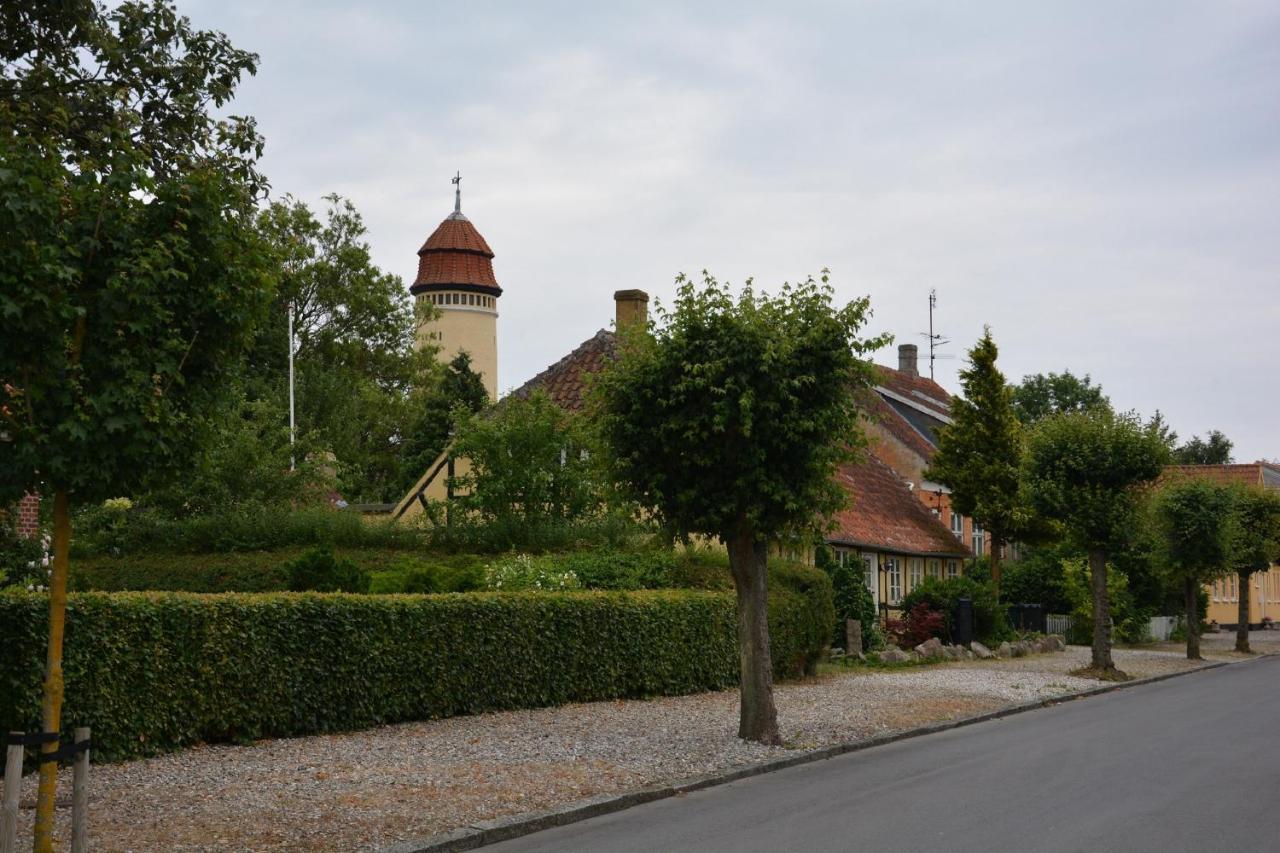 Kirkely Bed And Breakfast Vester Ulslev エクステリア 写真